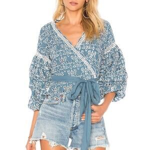 Saylor Oberteil Reed Eyelet Lace Wrap Top Size XS